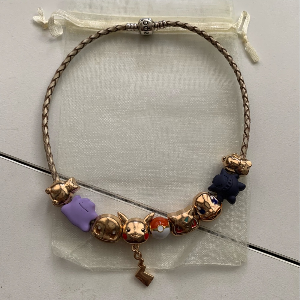 Pandora Leather Bracelet Wrap Twice /Necklace w 9 New Pokemon Figure Theme Charm